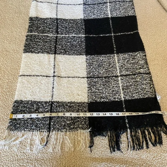 ▪️ BUNDLE ▪️ fall scarf bundle - Picture 9 of 10